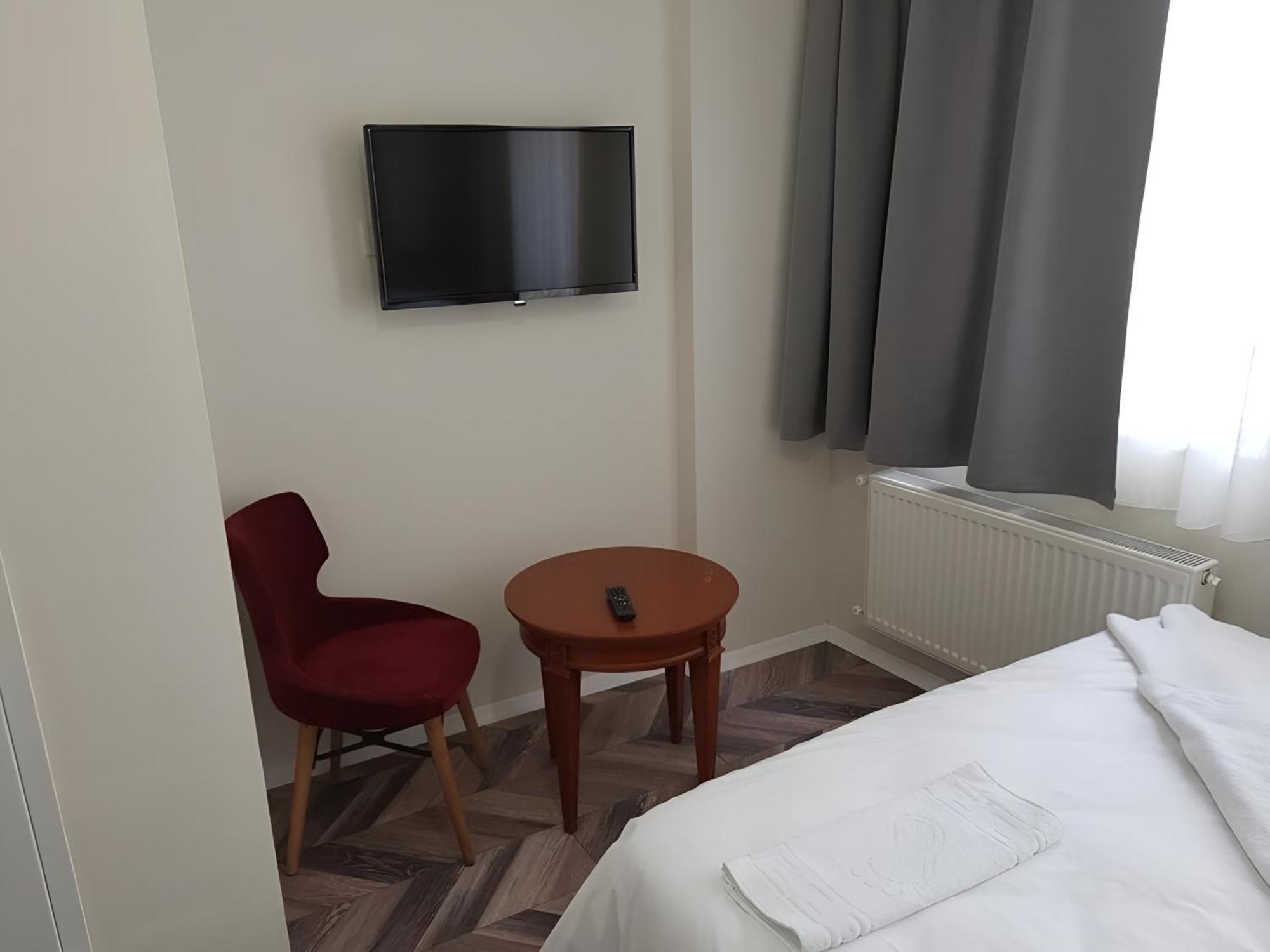 Grand Romanos Hotel Stambuł Zewnętrze zdjęcie